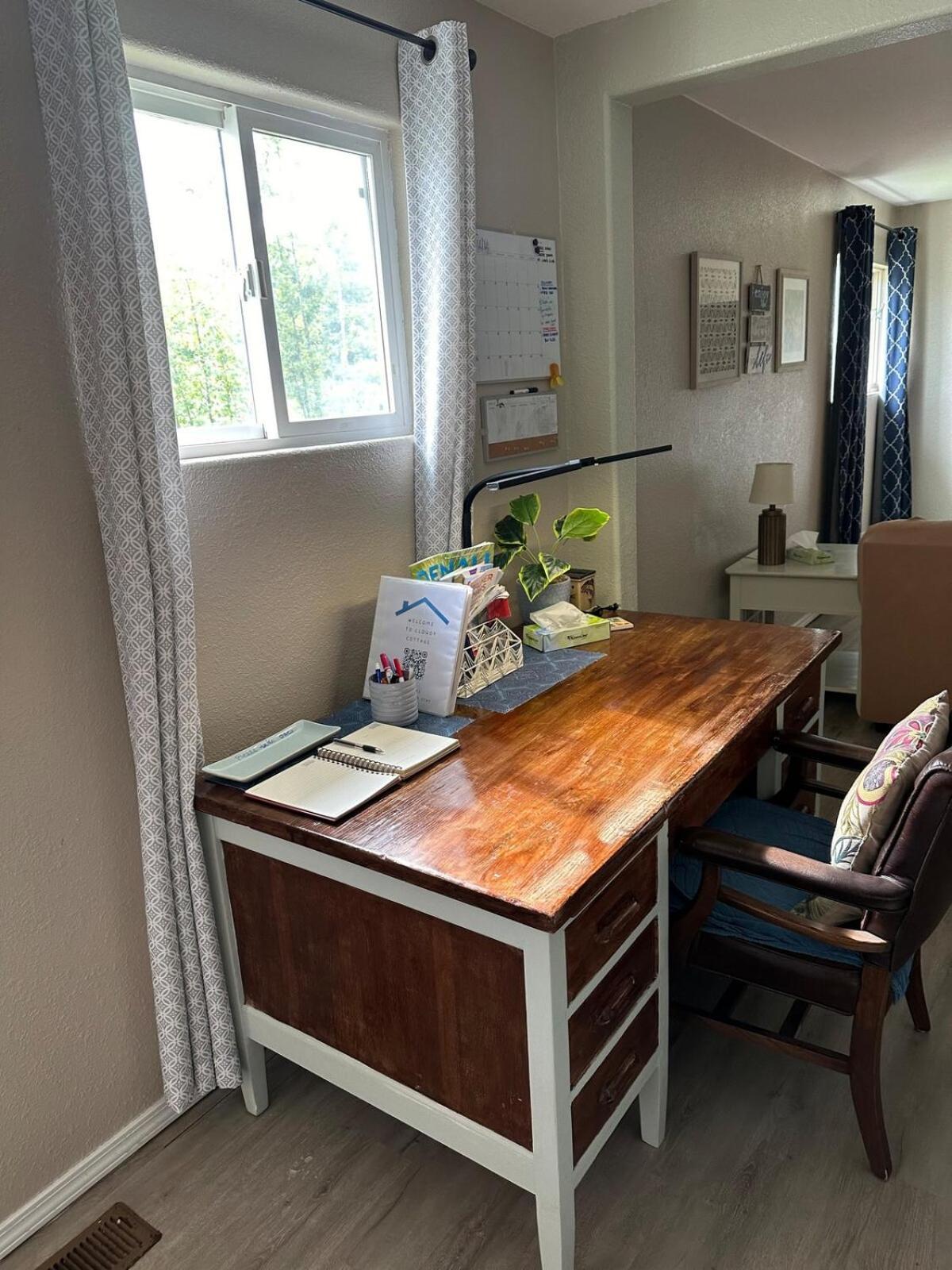 Cloud Nine Cottage Big Lake エクステリア 写真